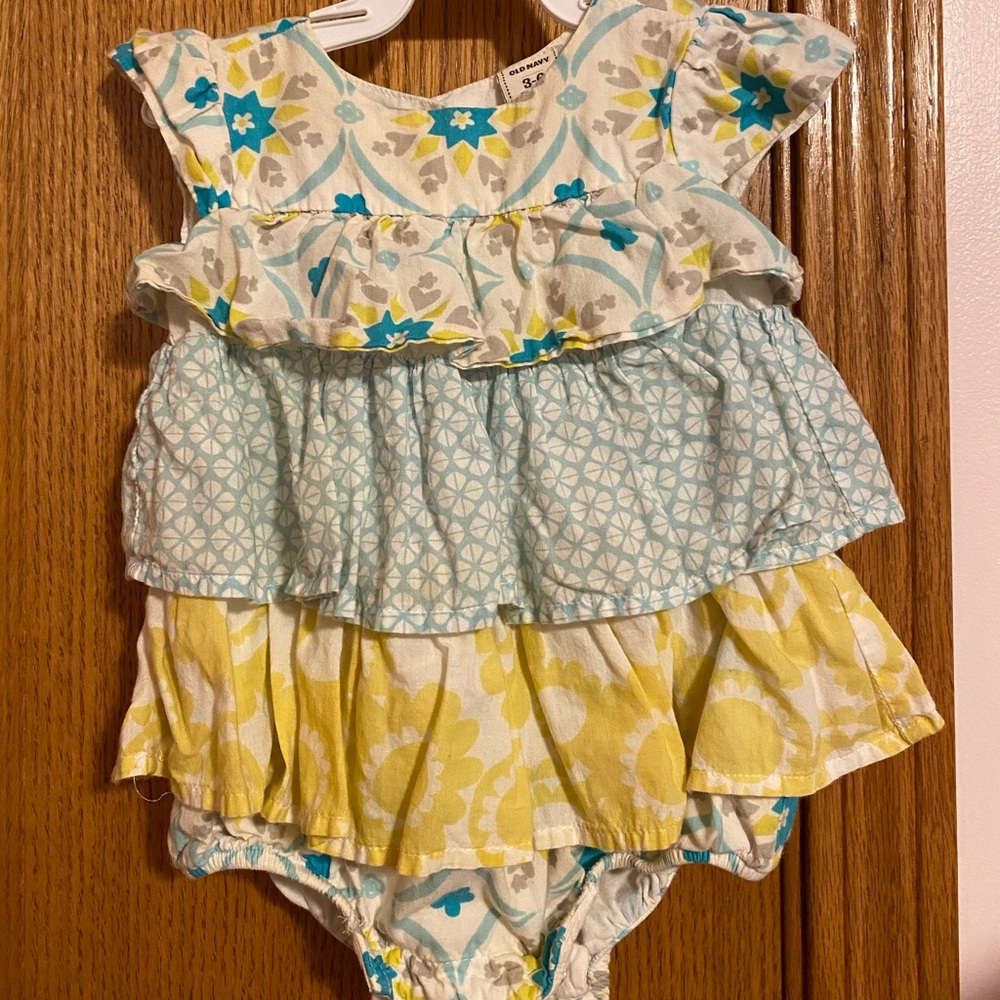 Beautiful baby onesize super soft and cute